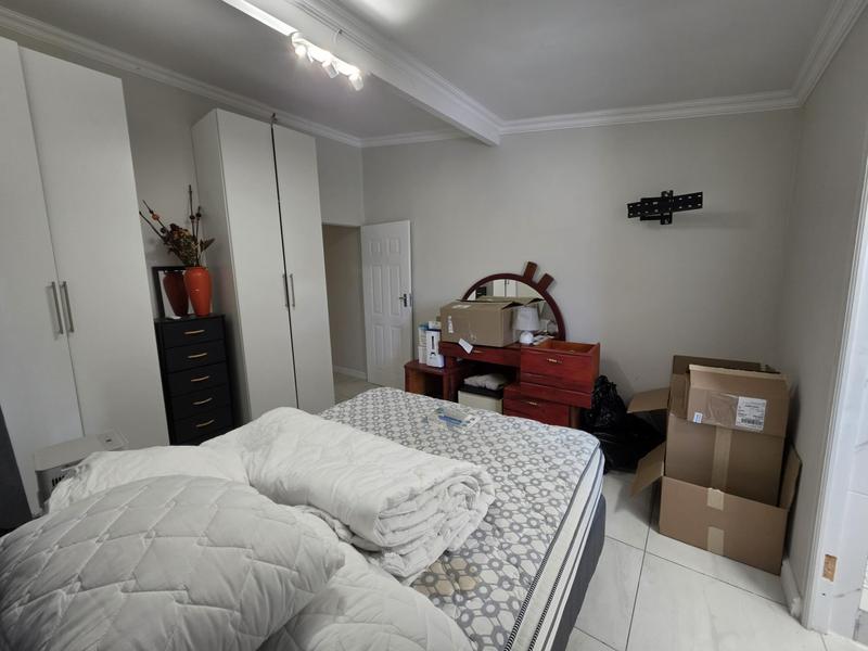 To Let 4 Bedroom Property for Rent in Blomtuin Western Cape